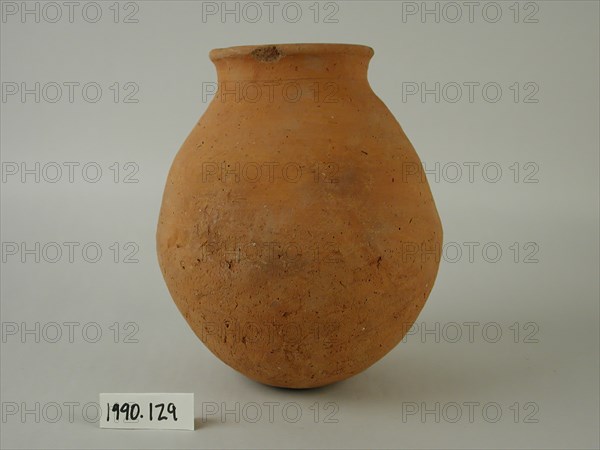 Egyptian, Ovoid Jar, between 2040 and 1640 BCE, Terracotta, Overall: 7 7/8 × 6 3/4 inches (20 × 17.1 cm)