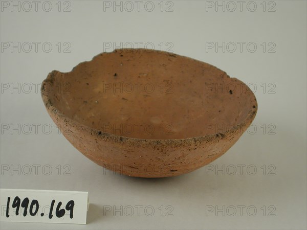 Egyptian, Shallow Bowl, between 3300 and 3100 BCE, Terracotta, Overall: 2 1/8 × 5 1/8 inches (5.4 × 13 cm)