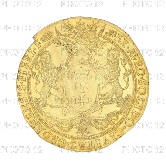 Gdansk Donative; Ammon, Samuel fl. 1613–1623, co-creator, medalist; Sigismund III Vasa King of Poland; 1587–1632, author; Gdansk, Poland; coin, A round gold coin with a slightly irregular edge showing a few nicks, featuring a central shield flanked by two heraldic lions and topped by a decorative plume of leaves; the surface has intricate engraved ornamental patterns and borders with raised relief details, and the visible colors are shades of gold and pale yellow.