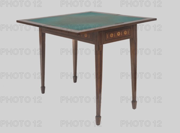 Game table, games, classicism style, rosette ornament, chessboards, vases. Classicist game table, rectangular, square when unfolded, supported by four angular converging legs with wedge feet, veneered and inlaid. The top is divided into three rectangular fields, enclosed by a ribbon and two veins, filled with vases outermost and a chessboard. 18th/19th century, Central Europe, possibly Gdansk. Furniture, game furniture. Height 77 cm, width 42.5 cm, depth 86 cm., A wooden table with tapered legs and a rectangular top covered in green felt, showing a wooden rim around the felt and decorative inlaid panels on the apron; the wood is medium to dark brown and the felt is green, set against a light gray background.