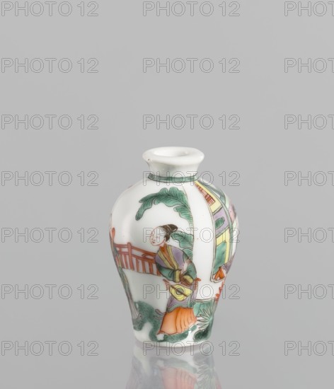 Flask - Snuffbox, Chinese, 18th century. A baluster-shaped flask, significantly widened at the shoulders, made of thick white porcelain white cake. Decorated with a slightly highlighted fragment of landscape and architecture and figurative scenes including images of women. Colored porcelain snuffbox vessel, height 6.9 cm, width 4.6 cm., A small white rounded porcelain vase with a narrow neck and flared lip, decorated with painted scenes in green, orange, purple, yellow, brown, and teal; the painted imagery shows a figure wearing colorful robes standing beside a fence and foliage, with large green leaves and architectural elements in the background, and the vase sits on a reflective surface that mirrors its base.