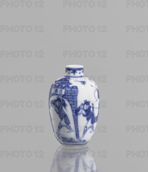 Flask - snuffbox, Chinese, ceramics, blue and white porcelain, figurative scenes of hunting with bows, horses, riders, and blowpipes, 18th–19th century China, vessel, height 6.5 cm, A small porcelain bottle with a rounded body and short neck sits against a plain gray background and is reflected on the surface beneath it; the bottle is white with blue painted scenes showing a group of human figures in traditional clothing near an architectural element and some floral motifs, and there are blue decorative bands near the neck and base.