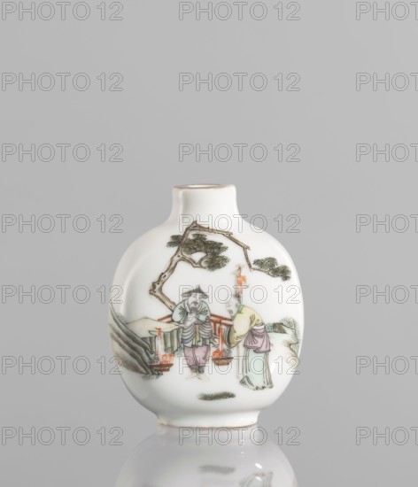 Flask-shaped snuffbox in the form of a pilgrim's bottle. Circular, flattened shape with a short neck. Thick porcelain body of fine-grained dough with a greyish hue and bluish glaze; gilded rim. Colored porcelain decorated with flowers, figural scenes, images of birds, and landscape motifs in a Qing style Qing, 1644–1911. 19th century, China. Height 7.8 cm, width 5.1 cm., A small white porcelain flask-shaped object with a rounded body and short neck sits against a pale gray background, decorated with a painted scene showing a group of people under a gnarled tree near rocky ground and foliage; the painted figures wear robes in muted tones of green, pale yellow, soft pink, and light blue, and the scene includes details in dark brown, black, and touches of orange and red, with the tree rendered in brown and green and the rocks in gray and brown.