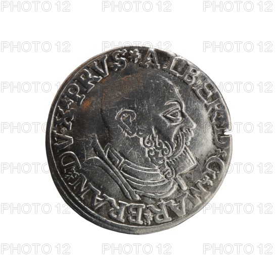 Trojak; maker: Vogelwaider Vogelwaid, Eustachius mintmaster; co-creator/publisher: Decius, Jost Ludwik fl. 1528–1535. Obverse: male bust in armour in profile turned right; short hair, beard with sideburns; inscription around rim ALBER DG MAR BRAN DVX PRVS with continuous border and floral motifs between words. Reverse: continuous border with inscription in six lines including III/.GROSS:AR:/.TR...EX./.AL... .VC./.PRVSSIE./*I537* 1537. Albrecht Hohenzollern Prince of Prussia; 1490–1568 — iconography: male busts in armour, stars. Place/mint: Königsberg, Ducal Prussia 1525–1701. Object type: coin trojak; diameter 22.0 mm; weight 2.40 g; axis 180°., A round metallic coin with a worn silver-gray surface showing a raised profile of a bearded man facing right, detailed facial features, hair, and a decorative collar; the coin edge has raised rimwork and decorative markings; visible surface scratches and areas of darker tarnish contrast with lighter highlights, showing metallic silver, dark gra...