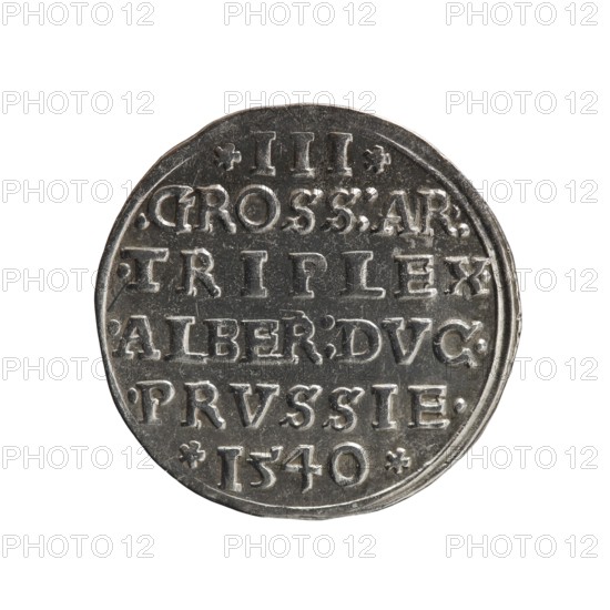 trojak, Vogelwaider Vogelwaid, Eustachius mintmaster/publisher, Decius, Jost Ludwik fl. 1528-1535 co-creator/mint manager. Albrecht Hohenzollern Prince of Prussia; 1490-1568 — iconography: male busts in armour, stars. Obv. Male bust in armour in profile turned to the right; short hair, beard with sideburns. Inscription around the rim: *ALBER DG MAR BRAN DVX PRVS; continuous border, floral motifs between the words. Rev. In a double continuous border an inscription in six lines: *III*/.GROSS:AR:/.TRIPLEX./.ALBER:DVC./.PRVSSIE./*I540*; date 1540. Ducal Prussia 1525–1701, Königsberg; coin. Diameter 22.5 mm, weight 2.46 g, axis 280°., A round metallic object with a worn silver-gray surface, showing raised and recessed areas across its face; the edge is slightly irregular and darker in places, and the lighting creates soft highlights and shadows that emphasize the textured, aged surface.