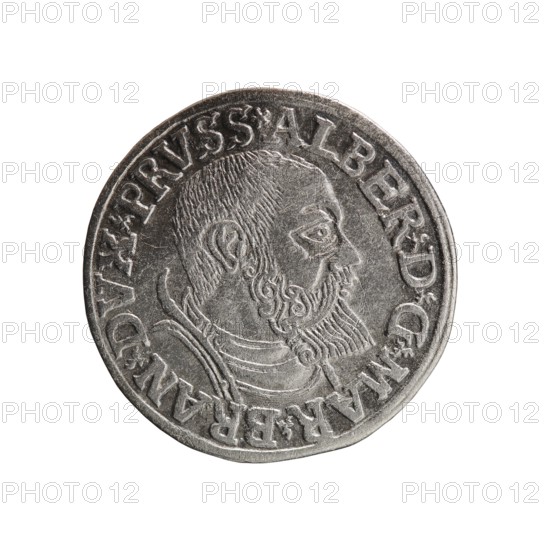 Trojak. Maker: Vogelwaider Vogelwaid, Eustachius; publisher/co-creator: Decius, Jost Ludwik fl. 1528–1535. Iconography: Albrecht Hohenzollern Prince of Prussia; 1490–1568 — male bust in armour, stars. Obverse: male bust in armour in profile turned right; short hair, beard with sideburns. Inscription around rim: *ALBER DG MAR BRAN DVX PRVSS. Continuous border, floral motifs between words. Reverse: continuous border with inscription in six lines: -III-.GROSS:AR:/.TRIPLEX./.ALBER:DVC./.PRVSSIE./-I540-. Denomination and date between trefoil marks. Date: 1540. Place: Ducal Prussia 1525–1701, Königsberg mint. Object: coin trojak. Diameter 22.0 mm; weight 2.53 g; axis 270°., A round metallic coin with a raised profile of a bearded man facing right, showing detailed hair and beard textures and layered clothing; the coin has a raised rim and ornate edge decorations with embossed symbols around the portrait. The visible colors are silver and gray with subtle darker gray shadows and lighter silve...