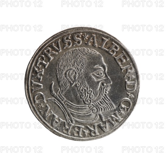 Trojak, Vogelwaider Vogelwaid, Eustachius mintmaster / publisher; Decius, Jost Ludwik fl. 1528–1535 mint manager / co-creator. Coin trojak, Ducal Prussia, Königsberg, 1540. Obverse: male bust in armour in profile to right; short hair, beard with sideburns; inscription around rim *ALBER DG MAR BRAN DVX PRVSS with continuous border and floral motifs between words. Reverse: inscription in six lines within a double continuous border: *III*/.GROSS:AR:/.TRIPLEX./.ALBER:DVC./.PRVSSIE./*I540*. Diameter 22.2 mm; weight 2.46 g; axis 200°., A round metallic coin shown against a white background, with a raised profile of a bearded man facing right and detailed hair and facial features, ornate curls in the beard, and decorative clothing or armor around the neck; the coin surface appears worn with textured scratches and relief patterns, and the visible colors are silver and grey with darker tarnished areas.