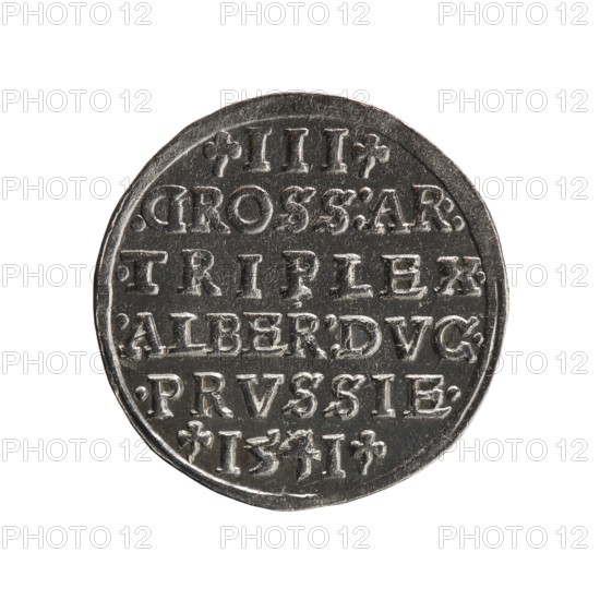 Trojak three-groschen coin. Obverse: male bust in armour in profile facing right; short hair, long beard with sideburns. In the rim an inscription beginning with a trefoil: -ALBER DG MAR BRAN DVX PRVSS, double continuous border, floral motifs between the words. Reverse: within a double continuous border an inscription in six lines: -III-.GROSS:AR:/.TRIPLEX./.ALBER:DVC./.PRVSSIE./-I54I-; denomination and date between trefoil marks. Maker/publisher: Schilling, Maciej; co-creator: Decjusz, Jost Ludwik fl. 1528–1535 mint manager. Iconography: Albrecht Hohenzollern Prince of Prussia; 1490–1568. Date: 1541. Place: Ducal Prussia, Königsberg mint. Coin; diameter 22.5 mm, weight 2.68 g, axis 40°.