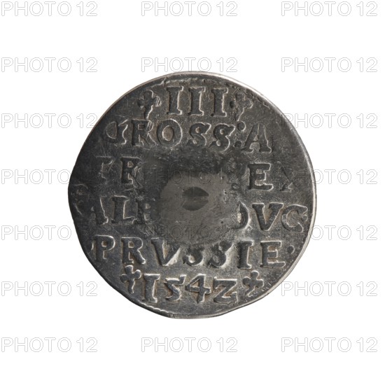 Trojak, Straub Strawb, Heinrich mintmaster/publisher; Decius, Jost Ludwik fl. 1528–1535 mint manager/co-creator. Albrecht Hohenzollern Prince of Prussia; 1490–1568 — iconography. Obverse: male bust in armour in profile to the right; short hair, long beard with sideburns; rim inscription beginning with a trefoil: -ALBER DG MAR B... DVX PRVSS; pearl border; plant motifs between the words. Reverse: six-line inscription in the pearl border: -III-.GROSS:A../.TR...EX/.ALB....VC./.PRVSSIE./-I54Z-; denomination and date between trefoil marks. 1542. Ducal Prussia 1525–1701, Königsberg mint. Coin; diameter 20.7 mm; weight 2.51 g; axis 90°., A round metallic object with a worn, textured surface and a central darker area, showing raised decorative elements and recessed areas; the metal appears silver-gray with darker gray patina and some lighter highlights along the rim; the object has irregular edge wear and a slightly scalloped silhouette; overall tones include silver-gray, dark gray, and hints ...