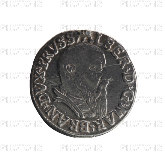 Trojak; Straub Strawb, Heinrich mintmaster/publisher; Decjusz, Jost Ludwik fl. 1528–1535 mint manager/co-creator. Obverse: male bust in armour in profile to right; short hair, long beard with sideburns; rim inscription beginning with a trefoil: -ALBER DG MAR BRAN DVX PRVSS; pearl border, plant motifs between words. Reverse: six-line inscription in the pearl border: -III-.GROSS:AR:/.TRIPLEX./.ALBER:DVC./.PRVSSIE./-I54Z-; denomination and date between trefoil marks. 1542. Ducal Prussia 1525–1701, Königsberg mint. Coin; diameter 21.3 mm, weight 2.55 g, axis 90°., A round metallic coin with a dark gray and silver patina showing wear and raised edges, featuring a profile portrait of a bearded person in relief facing right, with textured hair and facial features and a visible collar or garment around the neck; the coin surface has engraved decorative ridges and a rim with raised ornamental shapes, and the background around the portrait is slightly recessed.
