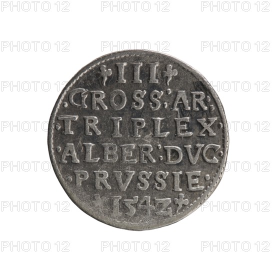 Obverse: Male bust in armour in profile turned to the right; short hair, long beard with sideburns. In the rim an inscription beginning with a trefoil: -ALBER DG MAR BRAN DVX PRVSS; pearl border, plant motifs between the words. Reverse: In the pearl border an inscription in six lines: -III-.GROSS:AR:/.TRIPLEX./.ALBER:DVC./.PRVSSIE./-I54Z- The denomination and date are between the trefoil marks. Maker/publisher: trojak, Straub Strawb, Heinrich mintmaster; co-creator: Decjusz, Jost Ludwik fl. 1528–1535 mint manager. Iconography: Albrecht Hohenzollern Prince of Prussia; 1490–1568 — male busts in armour, trefoils. Date: 1542. Place: Ducal Prussia 1525–1701, Königsberg mint. Object: coin. Measurements: diameter 21.3 mm; weight 2.56 g; axis 30°.