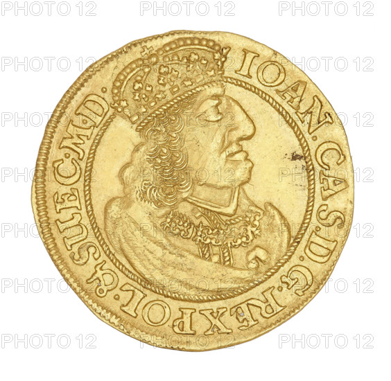Gdansk ducat, Lesse, Daniel (1656–1685); John II Casimir Vasa (King of Poland, 1648–1668). Obverse: bust of the king with a crown, right profile, wearing the Order of the Golden Fleece, within a rope rim: IOAN.CAS.DGREX POL.& SUEC.MD. Reverse: coat of arms held by two lions, top wreath surrounding a flower, bottom cartouche dividing the letters DL; corded rim: MON:AUREA CIVITAT.GEDANEN.1657. 1657. Poland, Gdansk. Coin; diameter 25 mm, weight 3.49 g.