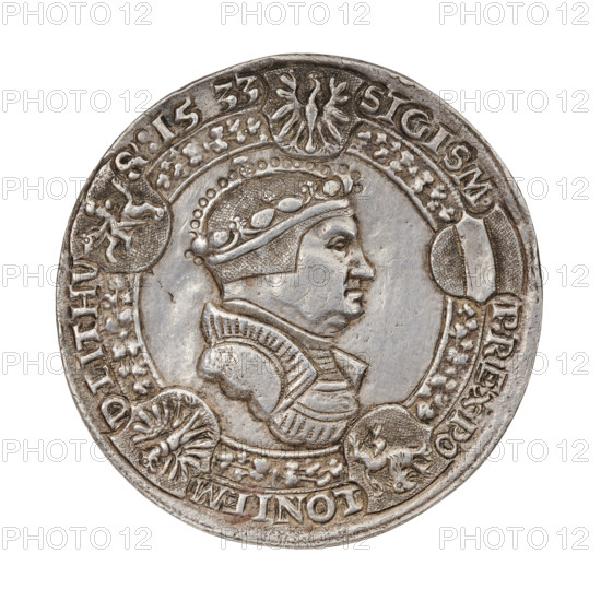 Crown medal thaler, Sigismund I the Old (King of Poland; 1506–1548). Obverse: Bust of Sigismund I in a coif and crown. In the rim five shields with the coats of arms of Poland, Lithuania, Royal Prussia, Red Ruthenia and Austria. Rim inscription separated by coats of arms: SIGISM P REX PO LONIE MD LITHV 15 33. Reverse: Bust of Sigismund Augustus in a coif and crown. In the rim, shields with the coats of arms of Poland, Lithuania, Royal Prussia, Red Ruthenia and Bona Sforza. Rim inscription divided by shields: SIG : AVG : SECVND FILIVS : REX PO LON sc. Date: 1533, Torun, Poland. Coin; diameter 39.0 mm; weight 16.03 g.