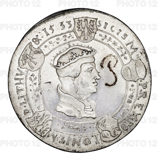 Forgery of the crown thaler of Sigismund I the Old (King of Poland; 1506–1548) by Majnert. Obverse: Bust of Sigismund I in a coif, crown and armor, turned right, surrounded by a laurel wreath and five shields with the coats of arms of Poland, Austria, Prussia, Ruthenia and Lithuania; inscription in the rim: SIGISM.-.P.REX.PO-LONIE M-.D.LITHV-&:1533. Reverse: Bust of Sigismund Augustus in a coif, crown and armor, surrounded by a laurel wreath and five coats of arms: Poland, Sforza, Ruthenia, Prussia and Lithuania; inscription around the rim: SIG:AVG:-:SECVND:- FILIVS:-REX.PO-LON.& C. Date: 1533. Medium: coin. Diameter: 42.3 mm. Weight: 26.70 g.