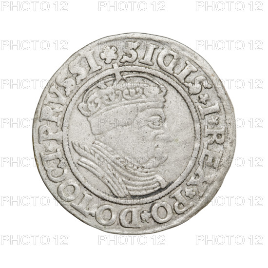 Prussian grosz, Sigismund I the Old (King of Poland; 1506–1548); obverse: crowned male bust in profile turned right, in rim between pearl borders inscribed '.SIGIS.I.REX.PO.DO.TOCI.PRVSSI Rw.'; reverse: the Eagle of Royal Prussia, in rim between pearl borders inscribed '.GROSS.COMV.TERR.PRVSSIE.1535'; dated 1535; Poland, Torun; coin; diameter 23.6–23.8 mm; weight 2.07 g; iconography: eagles, emblems, male/royal bust; Jagiellonian dynasty.