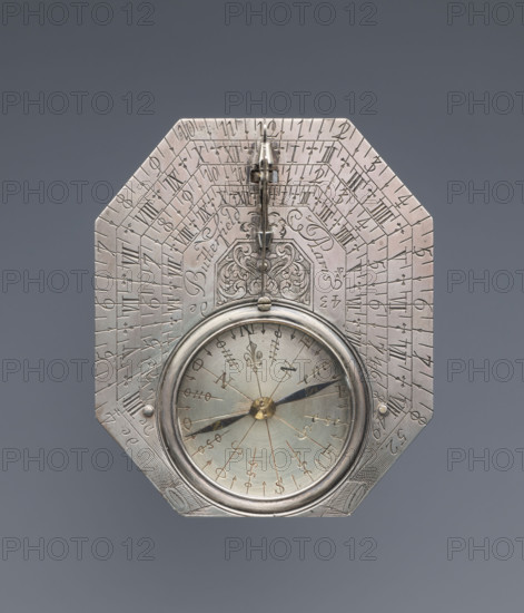 Pocket sundial with compass, Butterfield, Michael (1635–1724). Octagonal, engraved on both sides; underside inscribed with names of French and European cities and their longitudes. Signed 'Butterfield / Paris.' On the underside: a decharge mark (lily flower in a rhombus) struck 29 VII 1684 to 1 X 1687. Date: 1684–1687. Place: Paris, France. Function: measuring instrument. Dimensions: height 11.2 cm, width 8.2 cm.
