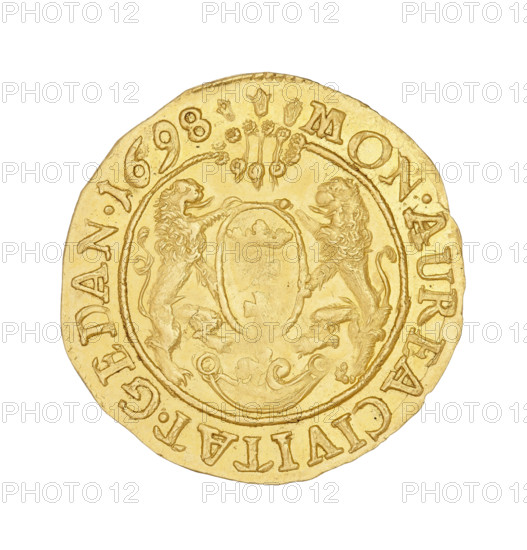 Gdansk ducat, Augustus II the Strong (King of Poland; 1697–1706, 1709–1733), Augustus II the Strong (1670–1733). Obverse: Crowned bust of Augustus II, turned right, inscription around the rim: AVGVST.II DGREX POL.MDLREL.S. Reverse: In the circumference a shield with the coat of arms of Gdansk held by lions; under the shield a decorative base; above the shield a wreath with three flowers dividing the rim inscription at the top: MON.AUREA CIVITAT.GEDAN.1698. Date: 1698. Poland, Gdansk. Coin; diameter 24 mm, weight 3.44 g, axis 0°.