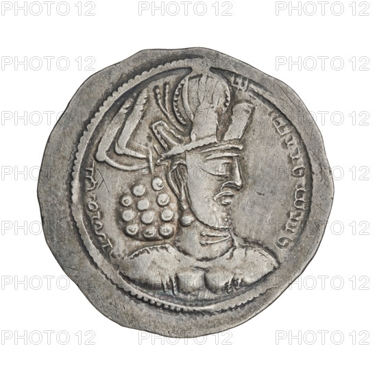 drachma, Shapur II (ruler of Persia; 309–379), busts, crowns, Iran, korymbos, Persia, fire altar, Sassanid art, Sassanid Kingdom. Obv.: Bust of Shapur II wearing a crown topped with a korymbos, face turned to the right; Pahlavi inscription. Rev.: Burning altar with a male bust in its flames turned to the right; on the sides the king and the priest face each other, both holding a sword; pearl rim; Pahlavi inscription. Date: 309–379. Coin: diameter 26.0–26.5 mm, weight 4.00 g.