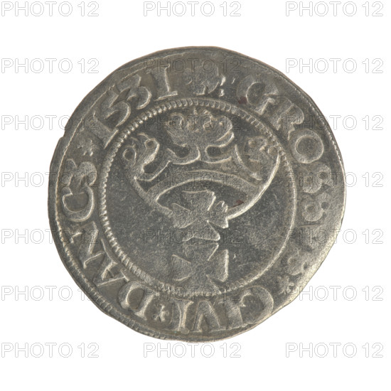 Gdansk grosz, Sigismund I the Old (King of Poland; 1506–1548). Polish coin, Jagiellon dynasty. Obverse: Crowned royal bust of Sigismund I in profile facing right; rim between pearl-shaped borders with inscription '.SIGIS.I.REX.PO.DO.TOCI.PR'. Reverse: Coat of arms of Gdansk; rim between pearl-shaped borders with inscription '.GROSS,S.CIVI.DANCZ.1531'. Dated 1531. Made in Gdansk, Poland.