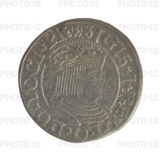 Gdansk grosz, Sigismund I the Old (King of Poland; 1506–1548), Polish coin, Jagiellon dynasty. Obverse: Crowned male bust in profile turned to the right; in the rim between pearl-shaped borders an inscription: .SIGIS.I.REX.PO.DO.TOCI.PR. Reverse: Coat of arms of Gdansk; in the rim between pearl-shaped borders an inscription: .GROSSVS.CIVI.DANCZ.153Z. Date: 1532. Place: Gdansk, Poland.