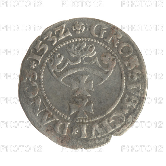 Gdansk grosz, Sigismund I the Old (King of Poland; 1506–1548). Silver coin (grosz), 1532. Obverse: Crowned male bust in profile turned to the right; rim between pearl-shaped borders with inscription '.SIGIS.I.REX.PO.DO.TOCI.PR'. Reverse: Coat of arms of Gdansk; rim between pearl-shaped borders with inscription '.GROSSVS.CIVI.DANCZ.153Z'. Subject: royal bust, city coat of arms; style and iconography typical of Polish Jagiellon coinage. Location: Gdansk, Poland.