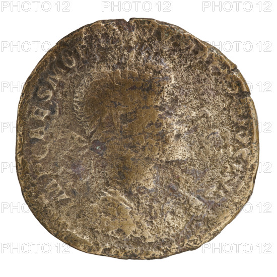 sestertius. Obv.: IMPCAESMOP L VMACRINVSAG — Bust of Macrinus in paludamentum, armor and laurel wreath, facing right. Rev.: inscription erased, possibly standing Jupiter. Date: 217–218. Culture: Roman Empire (27 BC–476). Place: Rome. Object type: coin. Diameter: 30.0–30.5 mm. Weight: 19.10 g.