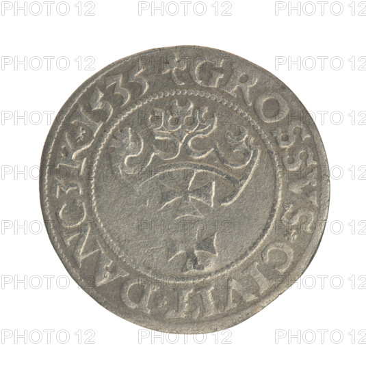 Gdansk grosz, Sigismund I the Old (King of Poland; 1506–1548). Obverse: Crowned male bust in profile turned to the right; in the rim between pearly borders an inscription: .SIGIS.I.REX.PO.DO.TOCI.PRVSS. Reverse: Coat of arms of Gdansk; in the rim between pearly borders the inscription: GROSSVS.CIVIT.DANCZK.1535. 1535. Poland, Gdansk. Coin. Diameter 22.6–22.8 mm. Weight 1.85 g. Subjects: Polish coins; Jagiellonians (dynasty); male/royal bust; Sigismund I the Old — iconography; city coats of arms (Gdansk).