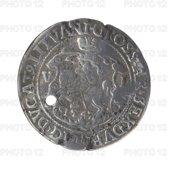 Lithuanian sixer, Sigismund II Augustus (King of Poland; 1544–1572). Jagiellonian dynasty; coats of arms; royal bust; Polish coin; Sigismund II Augustus — iconography; Pogon (coat of arms; Lithuania); male busts. Obverse: Crowned male bust in armour turned right, inscription around: SIGIS.AVG.DGREX.POLO.MAG.DVX.LITVA. Reverse: Under the ducal mitre a shield with the Lithuanian Pahonia and the year 1547; on the sides of the shield the numeral of value V; rim inscription: GROSS.AR.SEXDVP.AG.DVCAT9.LITVANI. Date: 1547. Grand Duchy of Lithuania (Vilnius). Coin. Diameter 28.3–28.9 mm; weight 4.77 g.