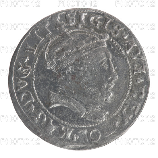 Lithuanian grosz on a Lithuanian foot, Sigismund II Augustus (King of Poland; 1544–1572), coats of arms, Jagiellonians (dynasty), royal bust, Polish coins, Sigismund II Augustus (King of Poland; 1520–1572) - iconography, Columns of Gediminas (coat of arms of Lithuania), male busts, Pogon (coat of arms; Lithuania). Obverse: Crowned male bust in armour with profile turned to the right; in the rim an inscription divided at the top by a crown cross: .SIGIS.AVG.REX. O .MAG.DVC.LIT. Reverse: Lithuanian Pursuit (Pogon) facing left, below the date 1546 and the Column coat of arms dividing the inscription in the rim: MONET. GNI DVCAT9.LITVA. 1546. Coin struck in Vilnius, Grand Duchy of Lithuania. Diameter 24.8–25.0 mm; weight 2.35 g.