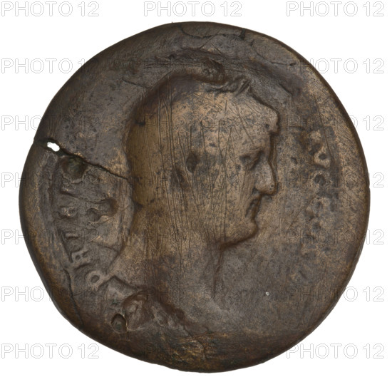 Sestertius of Hadrian (76–138; Roman emperor 117–138). Obverse: Bust of Hadrian with a laurel wreath facing right; rim inscription HADRIANVS AVG COS III PP. Reverse: Diana standing left, wearing a long robe, holding an arrow in her right hand and resting her left hand on a bow; letters SC on both sides of the figure. Date: 119–138. Place: Rome, Roman Empire (27 BC–476). Material: coin. Weight: 20.20 g.