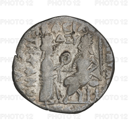 Tetradrachm of Vologases IV (king of the Parthians; 147–191). Obverse: diademed head of Vologases III facing left, right; Reverse: Vologases III seated on throne facing left, goddess Tyche with wreath standing in front of him facing right; date at top. Parthia, Seleucia on the Tigris (Iran). Coin. Diameter 24.5–25.5 mm; weight 12.95 g.