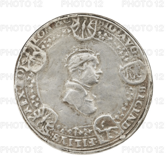 Crown medal thaler, Sigismund I the Old (King of Poland; 1506–1548), 1533. Coin (weight 31.02 g). Obverse: Bust of Sigismund I in a bonnet and crown; in the rim five shields with the coats of arms of Poland, Lithuania, Royal Prussia, Red Ruthenia, and Austria; rim inscription divided by coats of arms: SIGISM P REX PO LONIE MD LITHV 15 33. Reverse: Bust of Sigismund Augustus in a bonnet and crown; in the rim shields with the coats of arms of Poland, Lithuania, Royal Prussia, Red Ruthenia, and Bona Sforza; rim inscription divided by shields: SIG : AVG : SECVND FILIVS : REX PO LON sc. Produced in Torun, Poland.