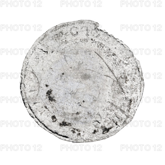 Quarter crown thaler forgery by Majnert; Sigismund I the Old (King of Poland; reign 1506–1548). Obverse: bust of Sigismund I in a bonnet, crown, and armor, turned right. Reverse: illegible. Coin, Poland, weight 3.77 g.
