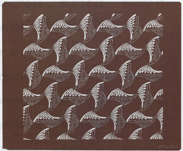 Ise katagami dyeing stencil - night and day chrysanthemum (chûya kiku) ?? ???, Ôsugi, Ishimi (1936- ), author, Japanese, Showa (1926–1989), visual documentation, stencils, chrysanthemums, plant motifs, 1980 (Showa 55), Japan, stencil, height 44.5 cm, width 54.0 cm, A square sheet with a repeating organic pattern of fan- or wing-shaped motifs arranged diagonally across the surface, each motif composed of curved petal-like elements and scalloped details; the background is a rich brown and the motifs are rendered in an off-white color, creating a high-contrast decorative grid that leaves narrow brown borders around the edges.