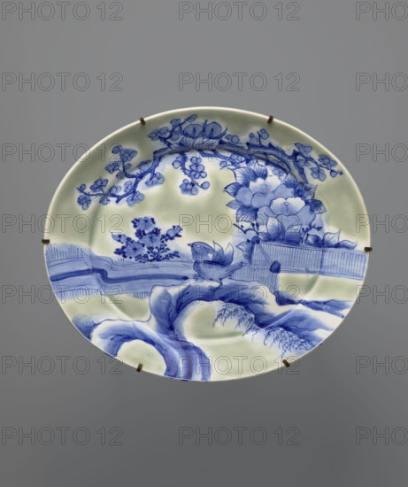 Platter (ôzara), platter, Japanese ceramics, ducks (zool.), imitation, plant ornaments, Meiji (1868–1912), early 20th century, Japan, imitation of Chinese porcelain?, vessel; height 35.5 cm, width 29.5 cm