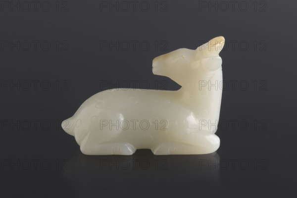 Deer paperweight by Fyodor Vasilyevich Rubiec-Masalski (1865–1920?), Chinese; attributed to Tulisov, George (1943– ); Qing (1644–1911) style; subject: deer, Immortals, scholars; medium: sculpture/figurine used as a paperweight; categories: animals, writing instruments; 18th–19th century, China; dimensions: height 5.7 cm, width 4.1 cm.