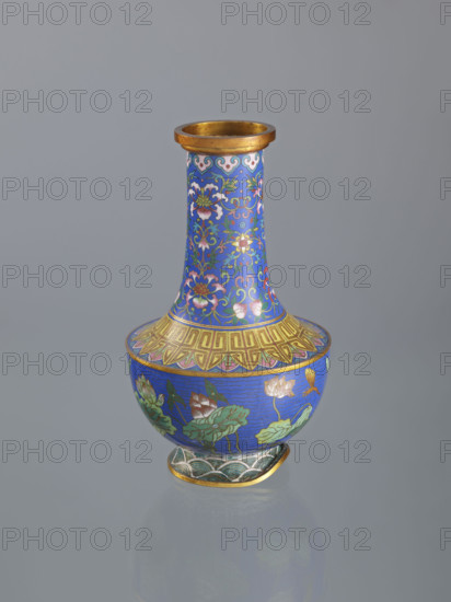 Vase; maker: Fyodor Vasilyevich Rubiec-Masalski (1865–1920?) and Jerzy Tulisov (1943– ); Chinese; Qing dynasty (1644–1911), Boxer Rebellion period (1899–1901); cloisonné (enamel); decoration: lotuses, lotus tendril, plant/flower tendril, waves; 19th century China; vessel; height 22.7 cm, diameter 12.5 cm