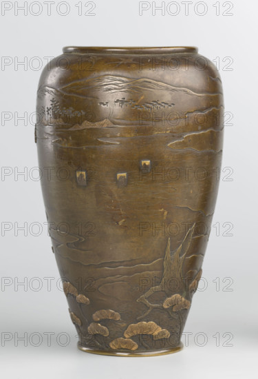Vase; maker: Fyodor Vasilyevich Rubiec-Masalski (1865-1920?) and Jerzy Tulisov (1943- ); Japanese art; Meiji (1868-1912), late 19th century; materials: bronzes; subject motifs: trees, pines, flowers, sakura, samurai, birds, boats; function: vessel; dimensions: height 15.6 cm, diameter 10.7 cm