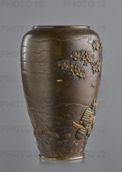 Vase by Fyodor Vasilyevich Rubiec-Masalski (1865–c.1920?) and Jerzy Tulisov (b.1943), Japanese, Meiji period (1868–1912), late 19th century. Bronze vessel depicting trees, pines, flowers (sakura), samurai, birds, and boats. Height 15.6 cm; diameter 10.7 cm.