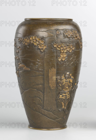 Vase; Rubiec-Masalski, Fyodor Vasilyevich (1865–1920?); Tulisov, Jerzy (1943– ); Japanese art, Meiji (1868–1912), late 19th century; Japan; vessel; bronze; motifs: trees, pines, flowers, sakura, birds, samurai, night, moon; height 15.6 cm, diameter 10.7 cm.