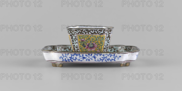Bowl with saucer; maker: Ignacy Jan Paderewski (1860–1941); Chinese, Qing (1644–1911); painted enamel; decoration: plants (peonies, plant tendril); 18th century, China; vessel dimensions — bowl: height 3.4 cm, width 4.7 cm; saucer: length 9.7 cm, width 9.7 cm.
