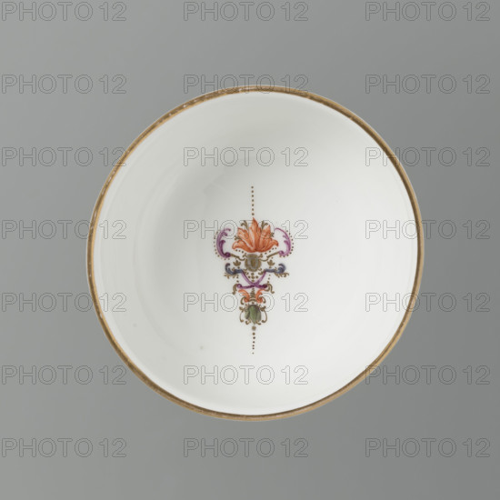 Hemispherical bowl, Koenigliche Porzellain Fabrique, Meissen (1710–1763), manufacturer; ca. 1750; Meissen; vessel; height 4.7 cm; width 8 cm