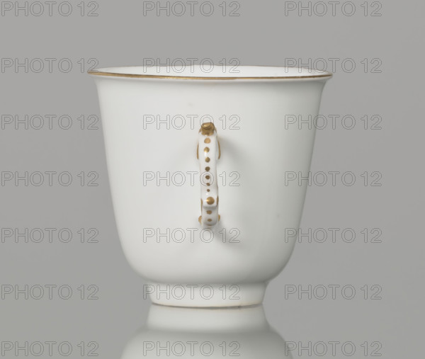 Tall chalice cup, Koenigliche Porzellain Fabrique, Meissen (1710–1763), manufacturer, ca. 1750, Meissen; vessel; height 7 cm, width 7.2 cm