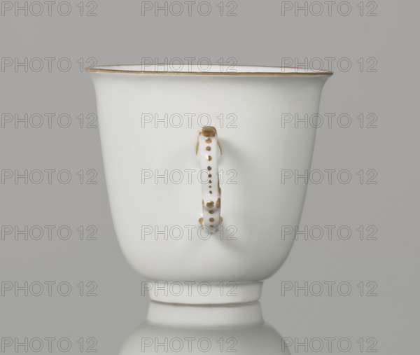 Tall chalice cup, Koenigliche Porzellain Fabrique, Meissen (1710–1763), manufacturer, ca. 1750, Meissen; vessel; height 7 cm, width 7.2 cm