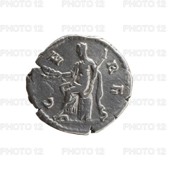 Denarius of Faustina the Younger (ca. 130–176), issuer Marcus Aurelius (121–180). Obverse: Bust of Faustina II in drapery facing right, inscription FAVSTINA · AVGVSTA. Reverse: Ceres veiled, seated on a basket (cista) facing left, holding ears of corn in her extended right hand and a short torch in her left, inscription C · E · RES. Roman Empire (27 BC–476), Rome. Coin; silver; weight 3.10 g; diameter 17.0–18.5 mm; axis 210°.