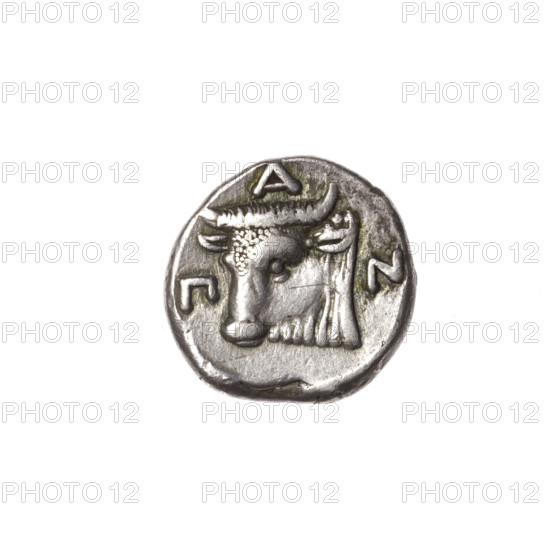 Tetrobol, Pantikapaion; obverse: head of bearded Satyr three-quarters left; reverse: bull head left, around the letter; subjects: Satyr (mythology), bulls, animals; Cimmerian Bosporus, Pantikapaion; 360–340 BC; coin; diameter 15.8 mm and 15.1 mm; weight 3.55 g; axis 330°.