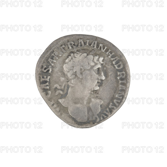 Denarius of Hadrian (76–138; Roman emperor 117–138). Obverse: bust of Hadrian facing right with laurel wreath; rim inscription: IMPCAESARTRAIAN. Features include laurel wreaths, personification of Pietas, busts, hands. Roman Empire (27 BC–476). Coin; diameter 18.0 mm; weight 3.02 g.