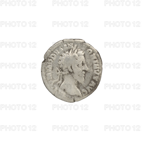 Denarius of Commodus (reigned 177–192). Obverse: Head of Commodus in a laurel wreath facing right, legend 'COMMODVS ANTONINVS AVG'. Reverse: Liberalitas standing left, holding an abacus in his right hand and a cornucopia in his left, legend 'LIB AVG V TR P VII IMP IIII COS III PP'. Date: 181–182. Roman Empire. Coin; silver. Diameter 17.5–18.0 mm, weight 2.80 g, axis 0°.