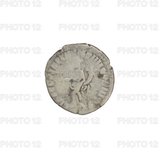 Denarius, Commodus (reigned 177–192). Obverse: Head of Commodus in a laurel wreath facing right, legend COMMODVS ANTONINVS AVG. Reverse: Liberalitas standing left, holding an abacus in his right hand and a cornucopia in his left, legend LIB AVG V TR P VII IMP IIII COS III PP. Date: 181–182. Roman Empire. Coin; silver. Diameter ~17.5–18.0 mm; weight 2.8 g; axis 0°.