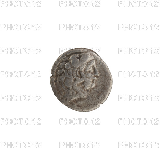 Denarius, Commodus (161–192; Roman emperor 177–192). Obverse: head of Commodus in laurel wreath facing right. Reverse: bust in lion skin; club in the middle of a wreath; inscriptions HER - CVL / RO - MAN / AV - GV horizontally in both fields. Attributes: lion skin, wreaths, clubs. Date: 191–192 CE. Roman Empire (27 BC–476). Rome. Coin; diameter 15.0–15.5 mm; weight 2.40 g; axis 180°.